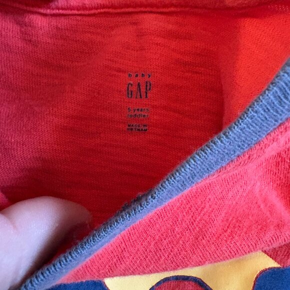 GAP Boys’ Graphic Tee Red Skateboarding Dog Size 5 - Picture 6 of 7
